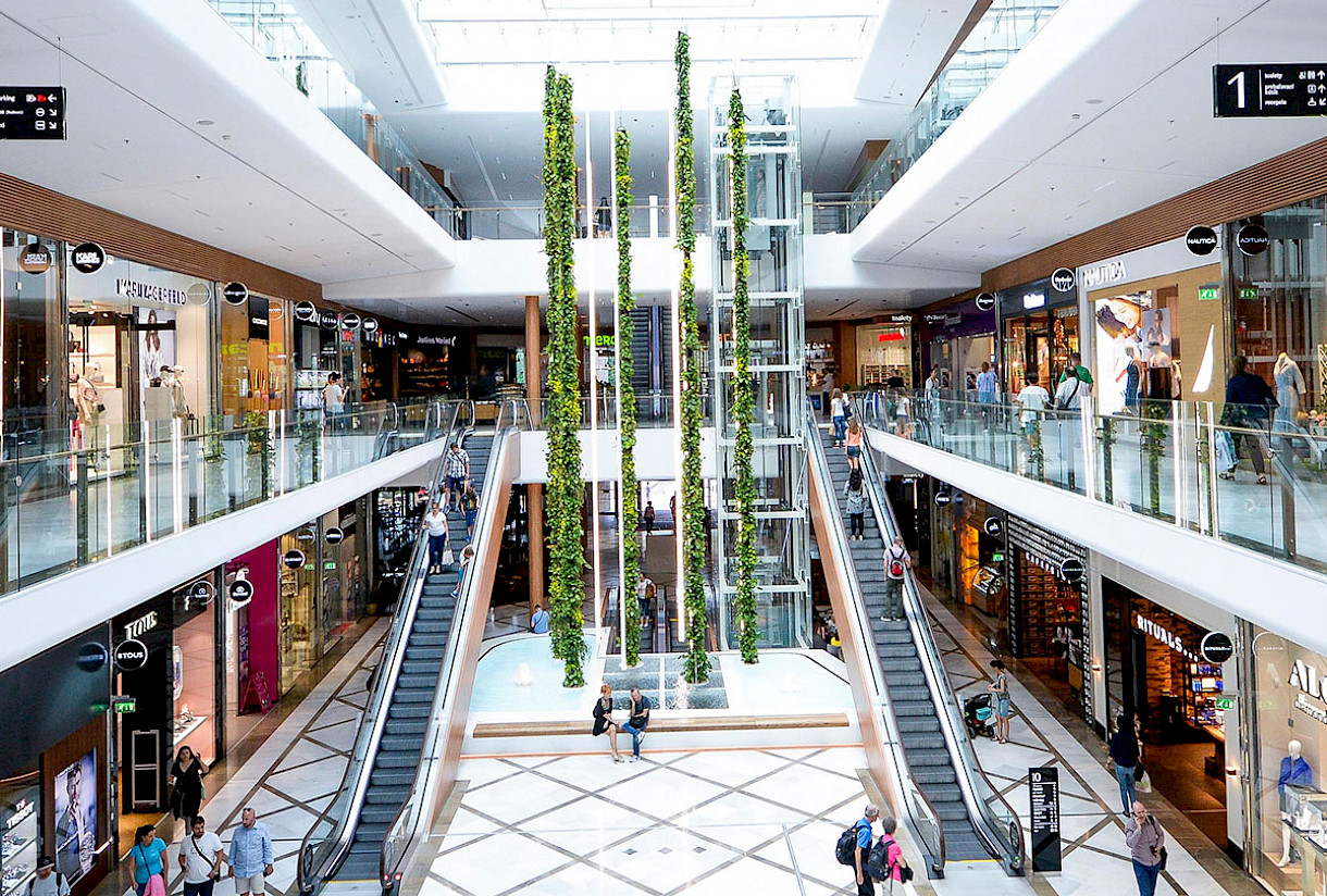 WOOD & Company acquires Aupark Bratislava shopping centre