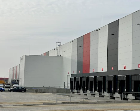 Do portfólia našich nehnuteľností pribudol prvý logistický areál – Spoločnosť 7R uzavrela partnerstvo s WOOD & Co. Dôvodom je výstavba viac ako 150 tis. m2 logistických plôch v Pomoransku